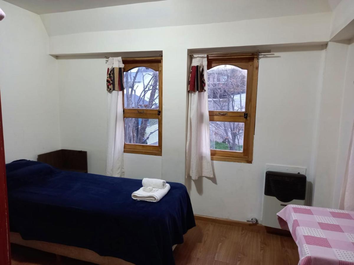 Hostel Comunidad Ushuaia Bagian luar foto